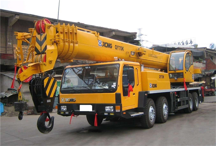 龙山县吊车出租选择重点