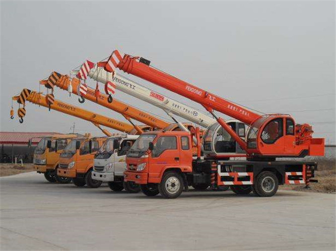 龙山县设备出现故障导致停工，怎么处理？是否有备用设备替换？